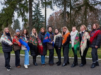 Колектив кафедри менеджменту підтримує українські традиції