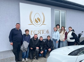 Як народжується «ДЕСЯТОК»: студенти-менеджери ознайомилися з операційними процесами ТОВ «Сумівське»