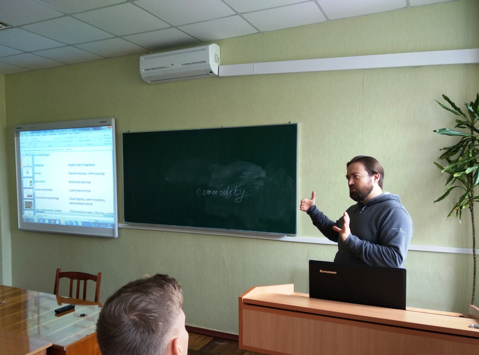 Передові досягнення у сфері транспорту і логістики європейських країн