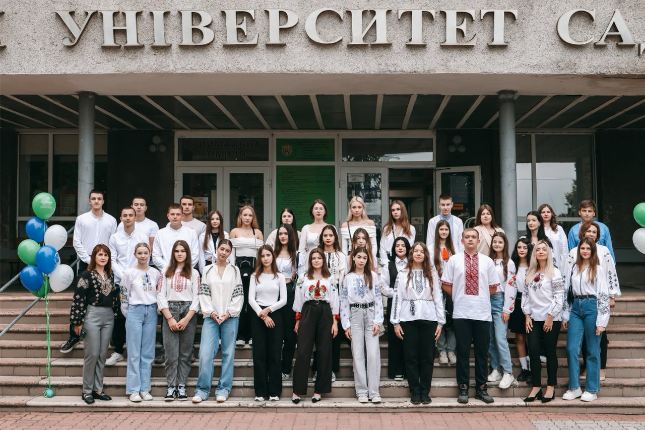  Вітаємо першокурсників в університетській родині!