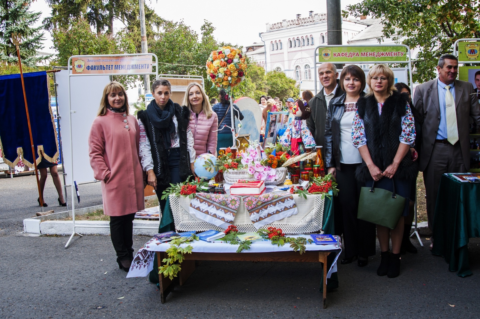Колектив кафедри менеджменту вітає першокурсників