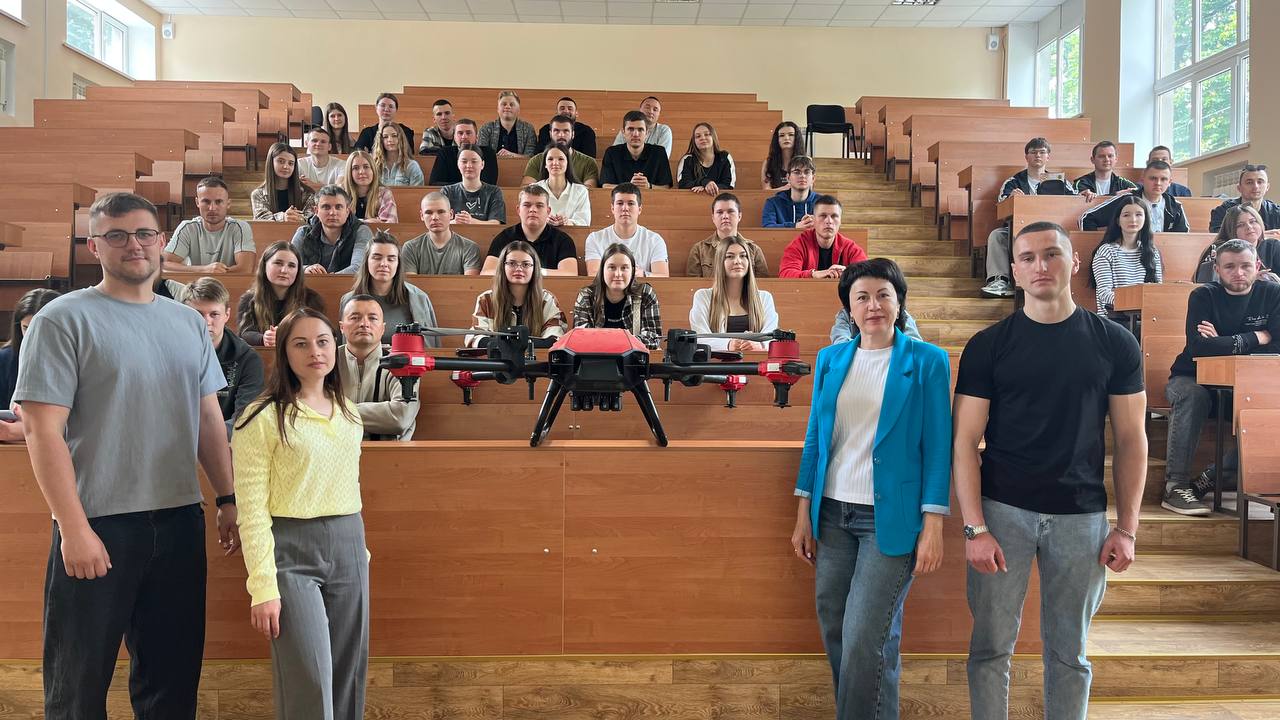 Дрони в аграрному бізнесі: студенти УНУ поспілкувалися з успішним практиком галузі